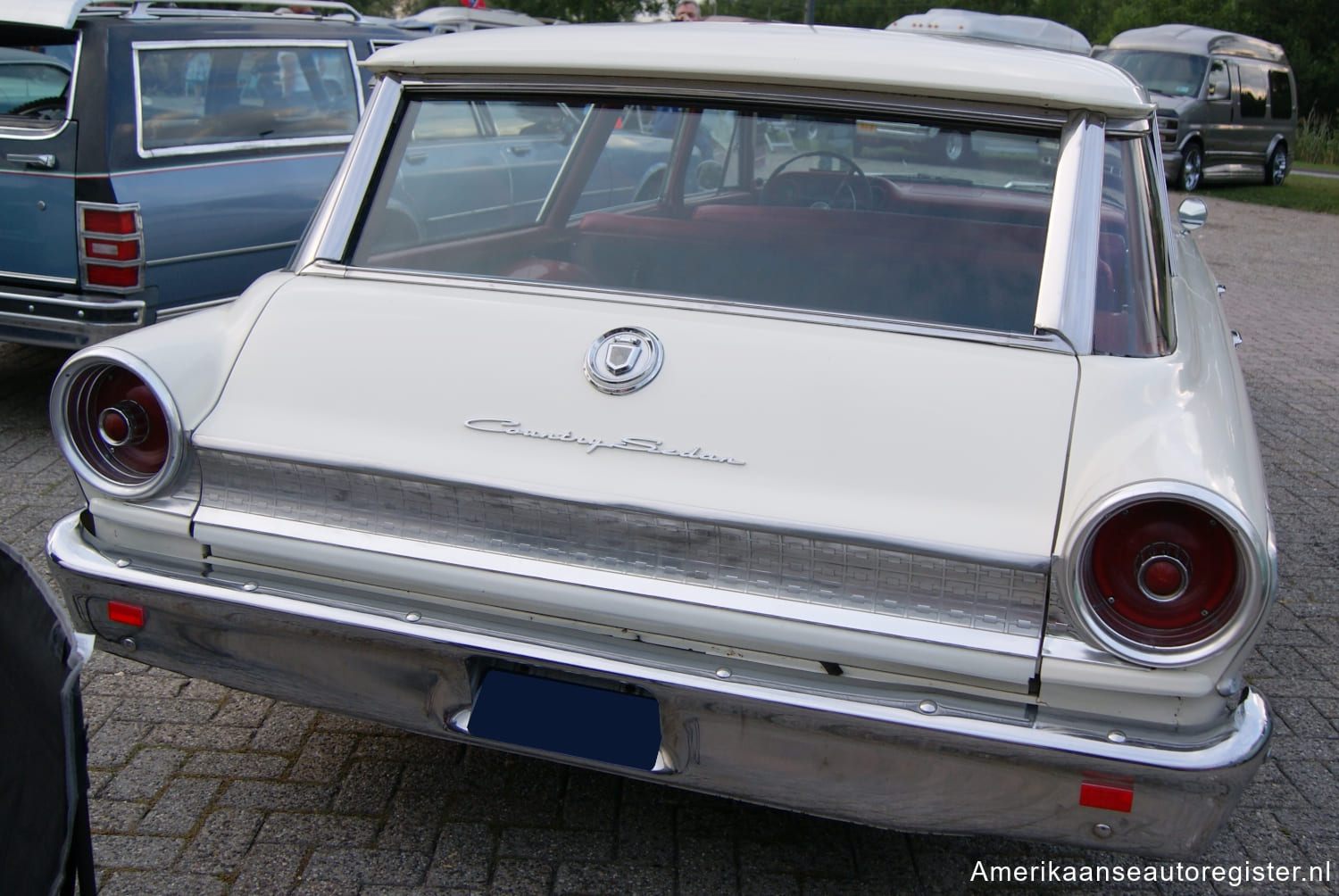 Ford Country Sedan uit 1963